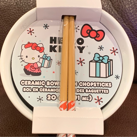 Hello Kitty Peppermint Candy Cane 20oz Ceramic Noodle Bowl & Chopstick Set - Picture 9 of 9